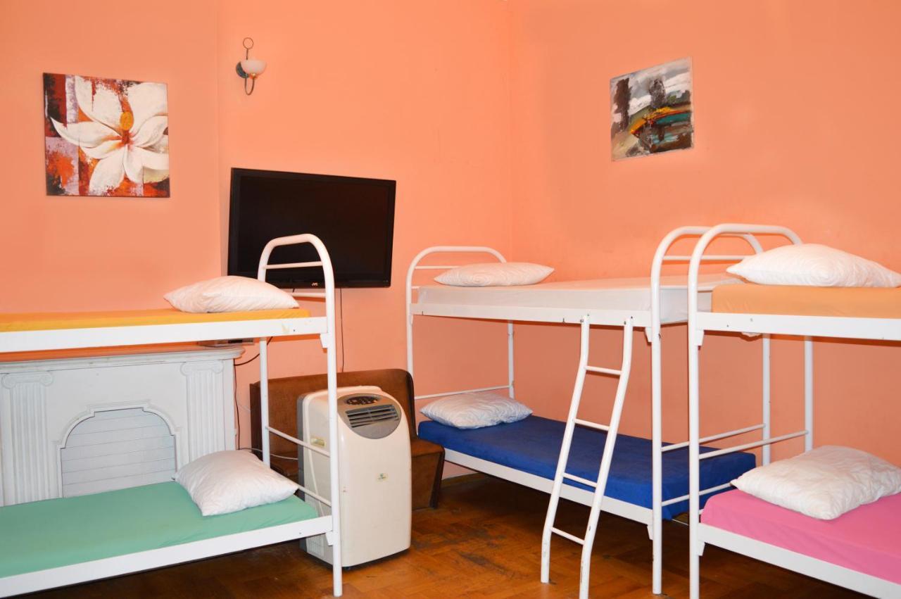 Hostel Golden Gates Kiew Exterior foto